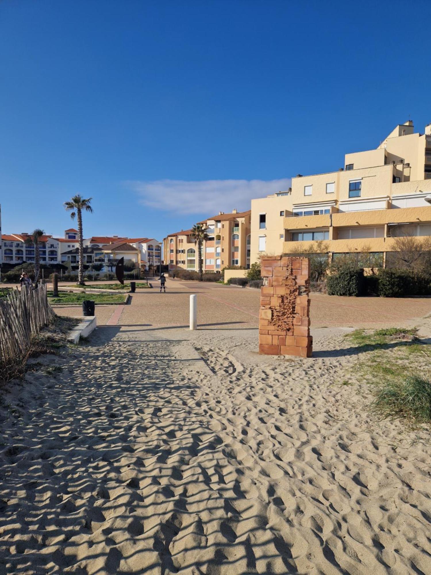 Appartement Front De Mer Le Barcares Exterior photo